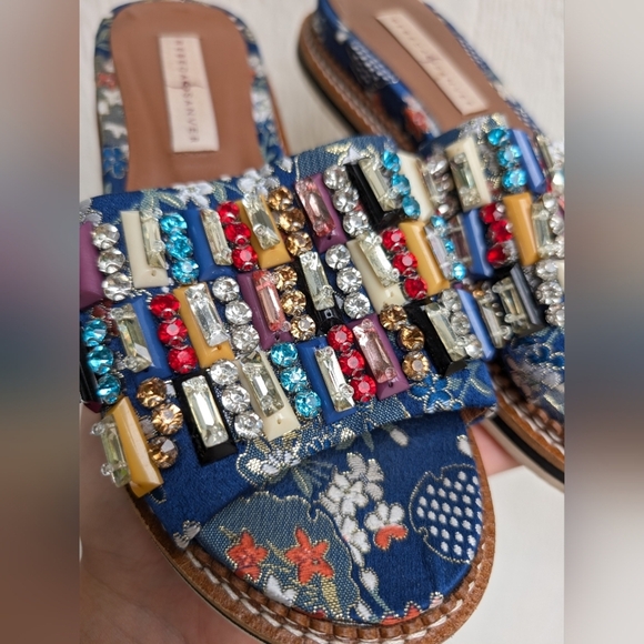 Rebeca Sanver Beaded Rhinestone Embroidered Slide Sandals Women's Size 35 - Picture 3 of 7
